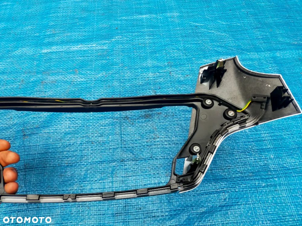 Mercedes W166 GLE Listwa Ozdobna Dekor Aluminiowa Konsoli 2016 - 3