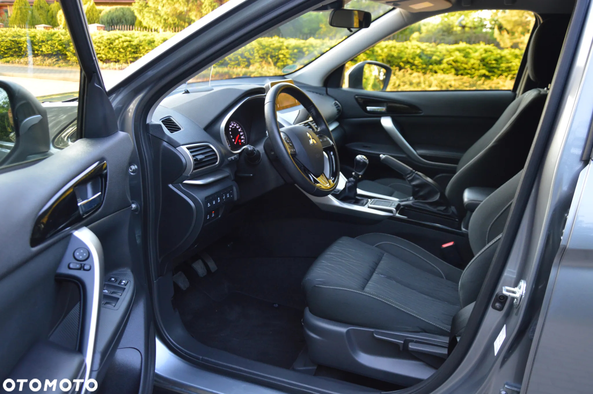 Mitsubishi Eclipse Cross 1.5 T Intense - 7