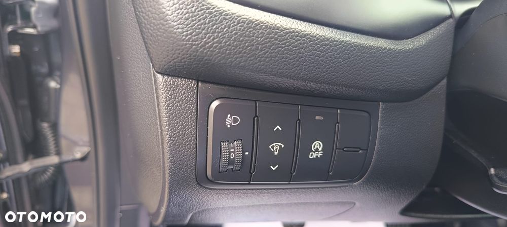 Kia Ceed - 22