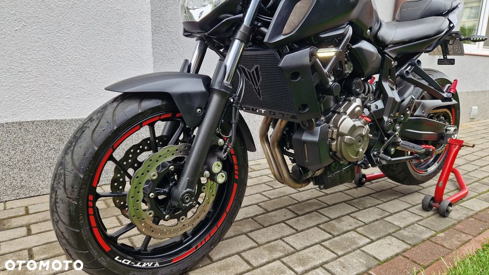 Yamaha MT - 15