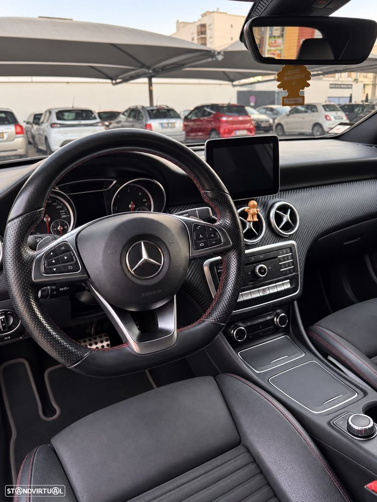 Mercedes-Benz A 180 2017 photo 5