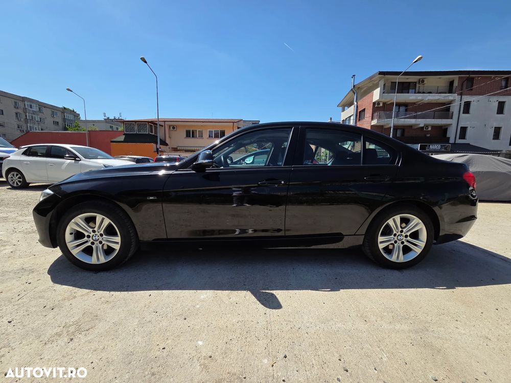 BMW Seria 3 320i - 1
