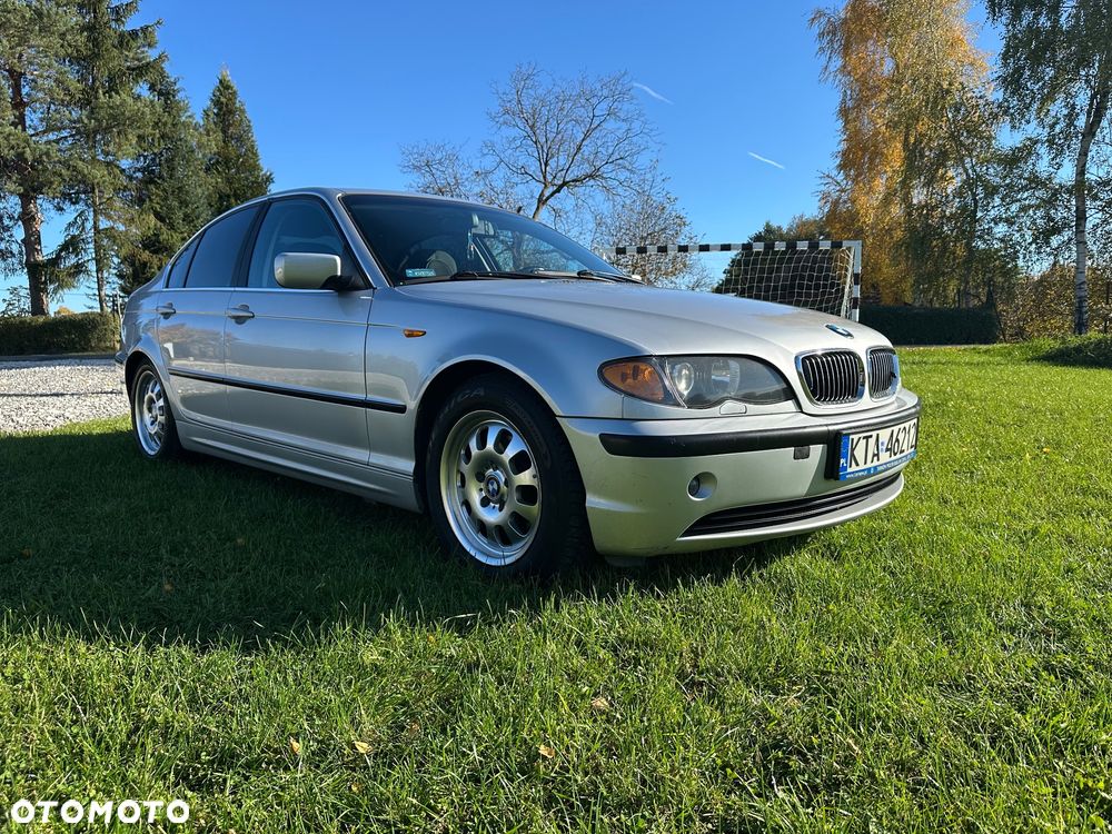 BMW Seria 3 320i - 1