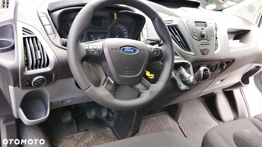 Ford Transit Custom - 8