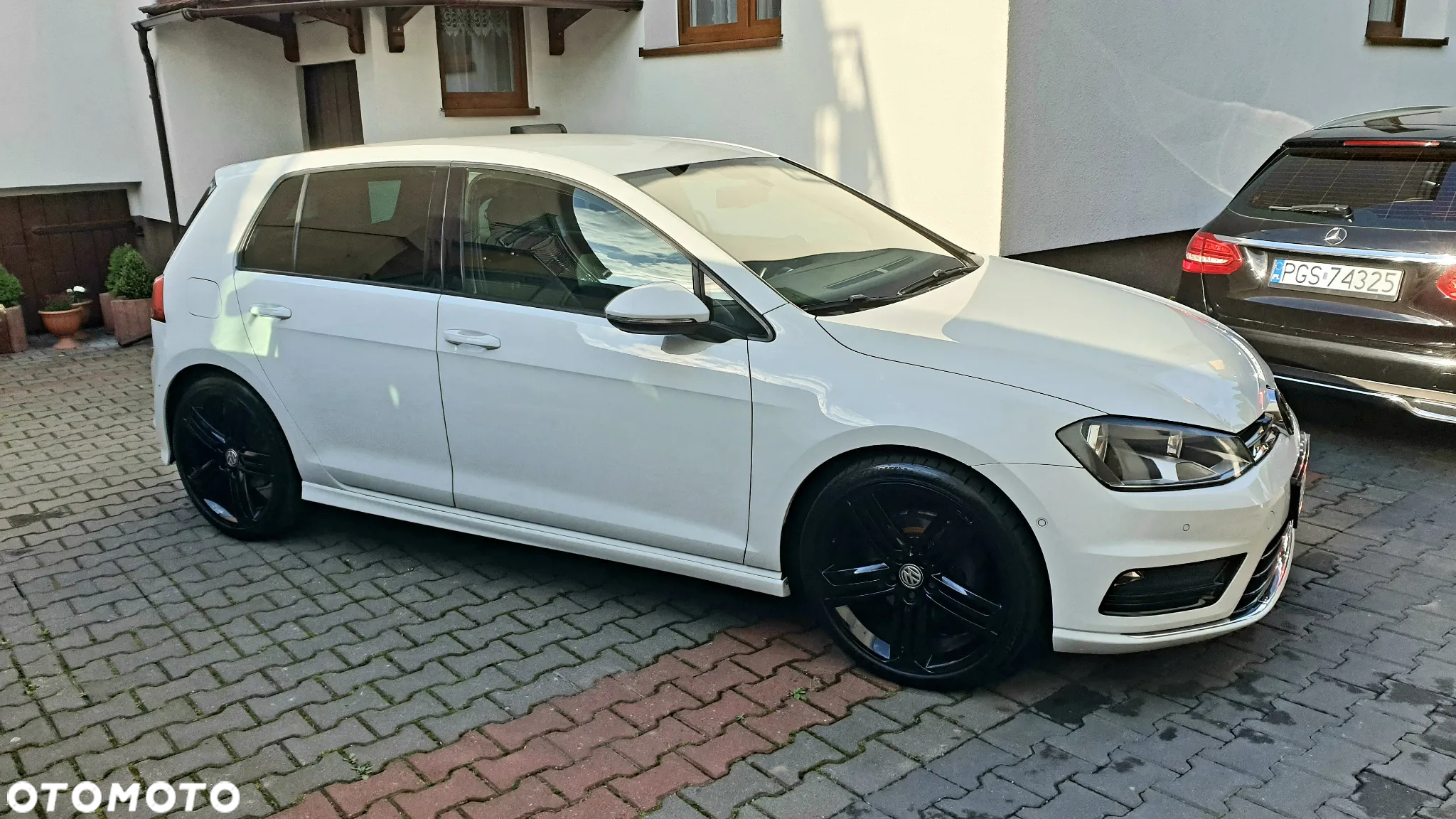Volkswagen Golf - 2