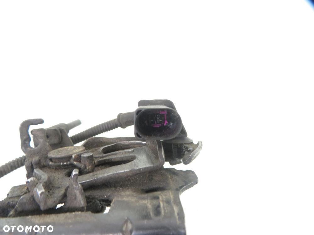 ZAMEK MASKI SEAT LEON I 1M0823503 - 3