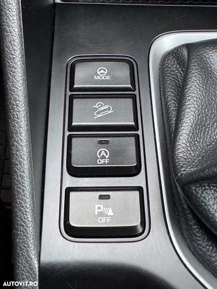 Hyundai Tucson blue 1.7 CRDi 2WD Advantage - 23