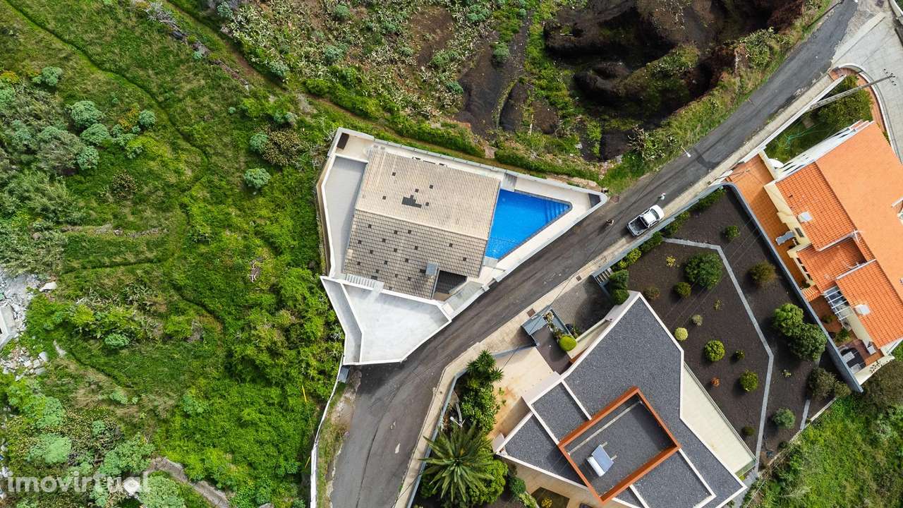 Moradia T3 Térrea com piscina e vista mar - Praia dos Reis Magos - Grande imagem: 5/54