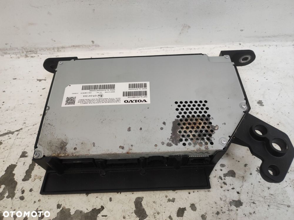 wzmacniacz radia audio volvo v90 ii 2 - 3