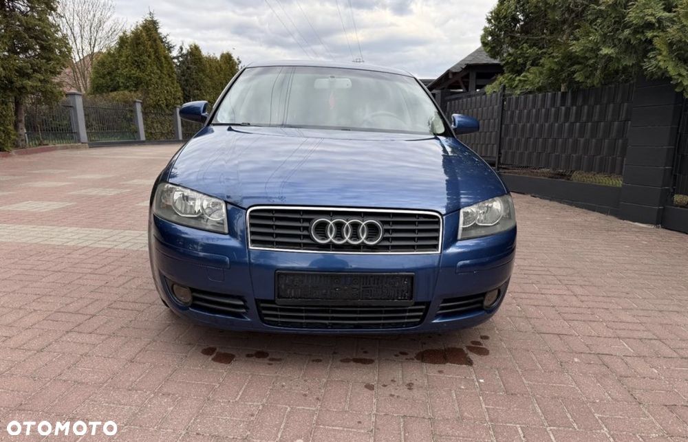 Audi A3 3-drzwiowe 1.6 Ambiente - 10