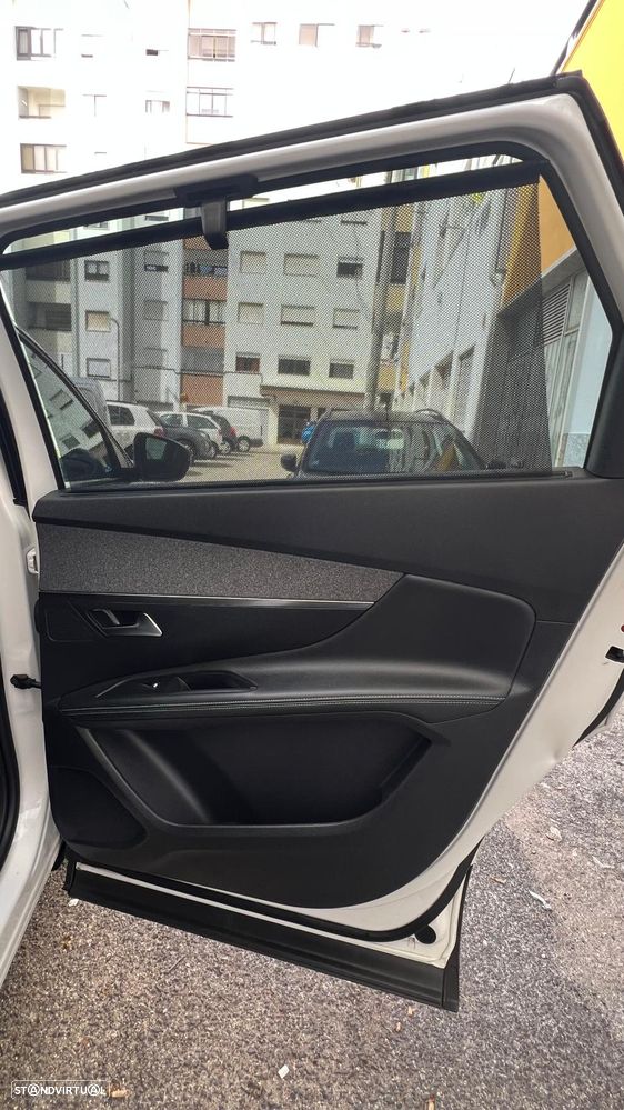 Peugeot 5008 - 21