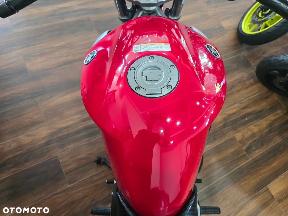 Yamaha XJ - 15