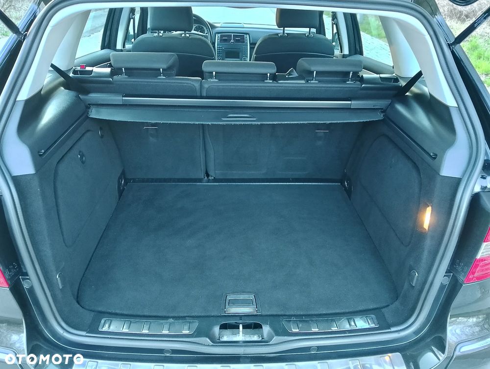 Mercedes-Benz Klasa B 180 BlueEFFICIENCY SPORT EDITION - 20