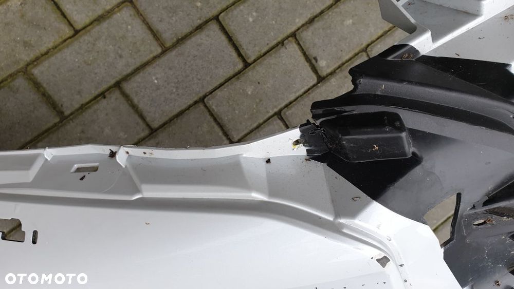 Zderzak Mitsubishi 2019- l200 - 9