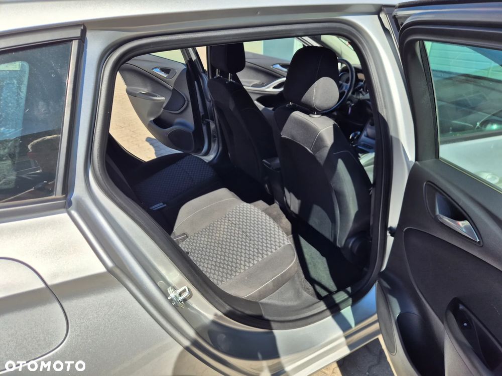 Opel Astra - 13