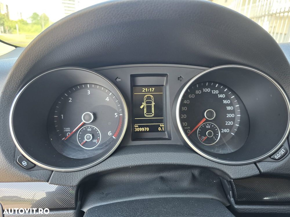 VOLKSWAGEN Golf 2010 — imagine 3
