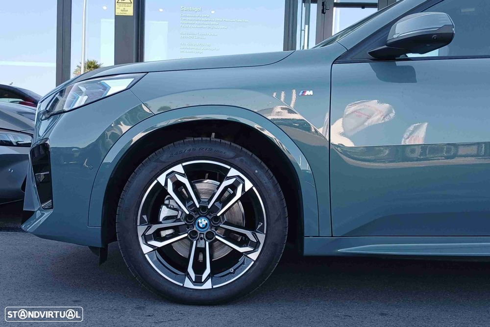 BMW iX2 xDrive30 - 9