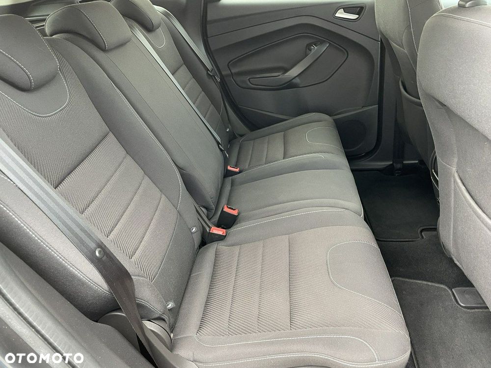 Ford Kuga 1.5 EcoBoost 2x4 ST-Line - 15