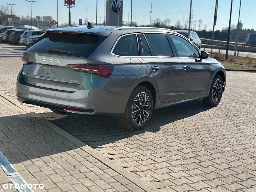 Skoda Octavia - 4