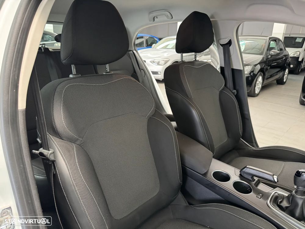 Renault Mégane 1.5 dCi Confort - 19