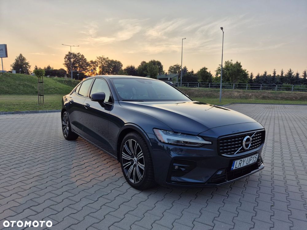Volvo S60 B5 B AWD R-Design - 3