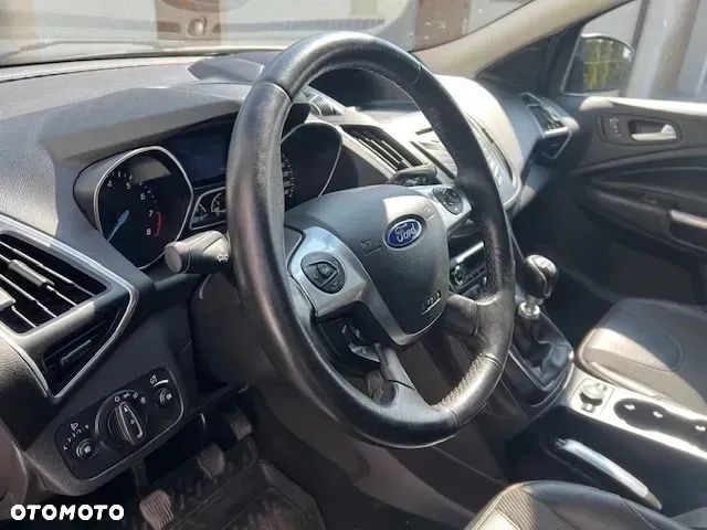Ford Kuga 1.5 EcoBoost 2x4 Business Edition - 9
