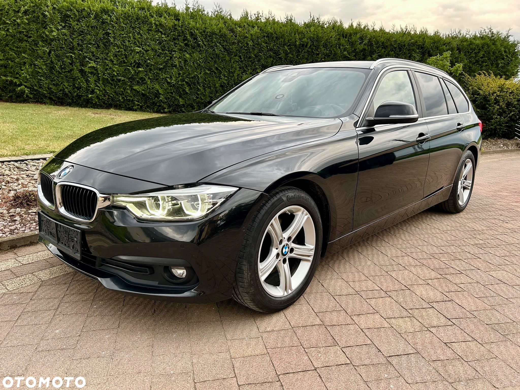 BMW Seria 3 320d Touring Sport Line - 10