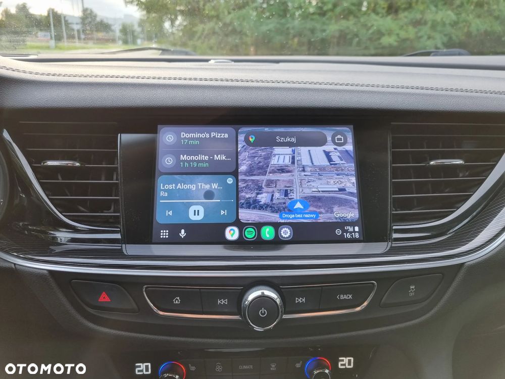 Opel Insignia - 10