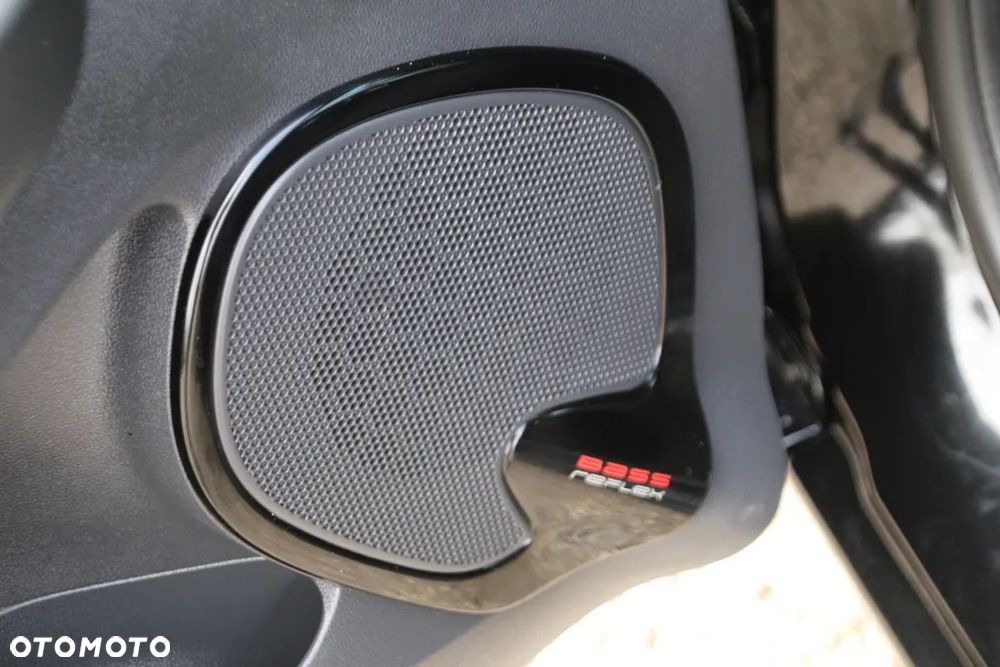 Renault Clio 1.2 16V 75 Limited - 11