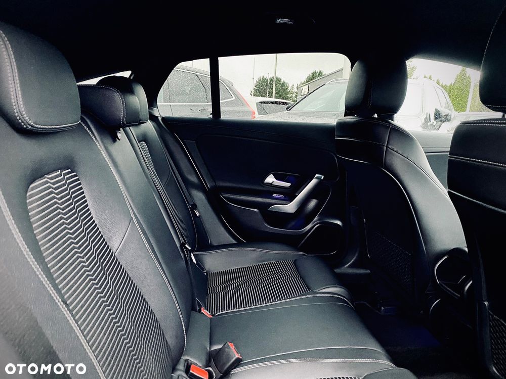 Mercedes-Benz CLA 250 4Matic Shooting Brake 7G-DCT - 28