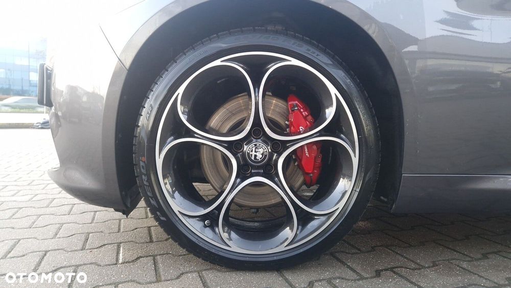 Alfa Romeo Giulia 2.0 Turbo Veloce Q4 - 10