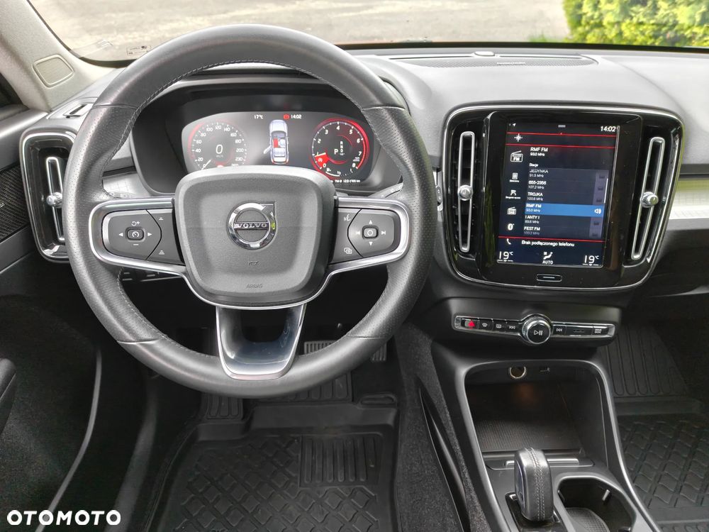 Volvo XC 40 T4 AWD Geartronic Momentum Pro - 15