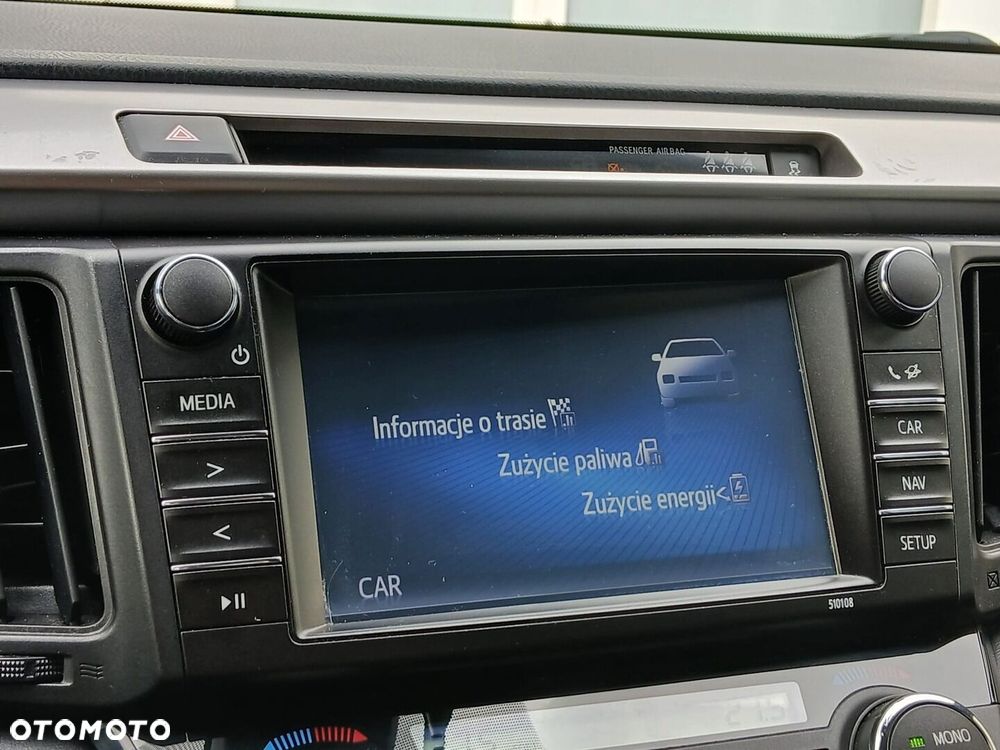 Toyota RAV4 Hybrid Premium 4x2 - 16