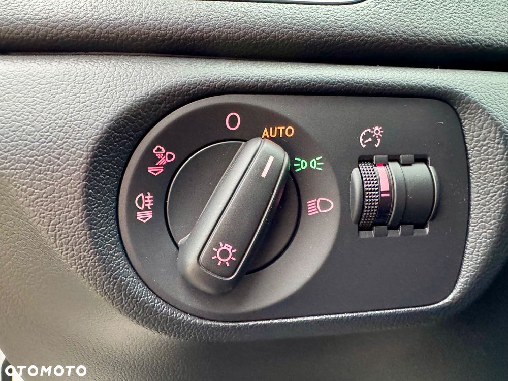 Audi Q3 2.0 TDI Design - 16