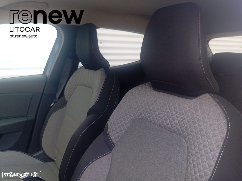 Renault Clio 1.0 TCe Evolution - 24