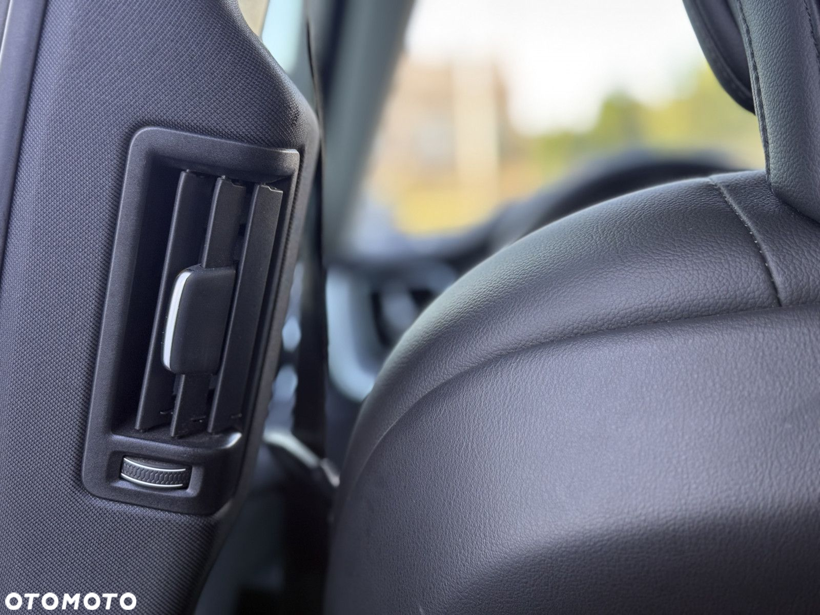 Volvo XC 60 - 33
