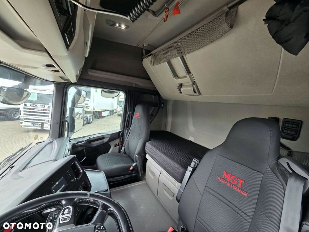 Scania R 450 A4x2LB - 18