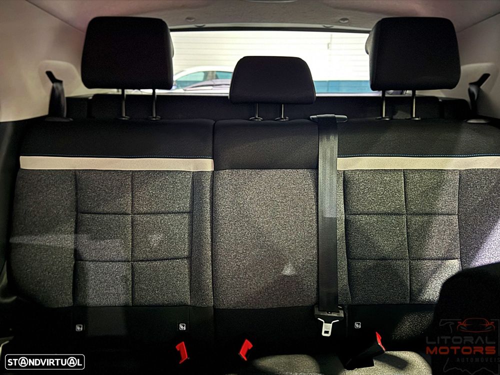 Citroën C4 Cactus 1.2 PureTech Shine EAT6 - 37