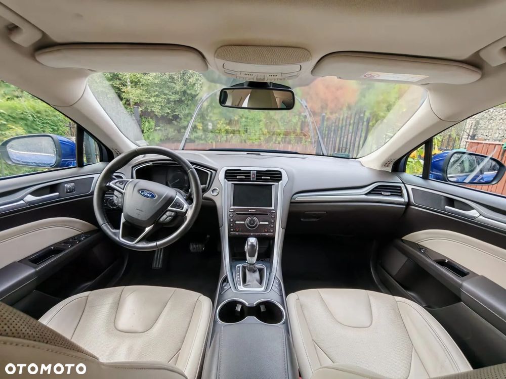 Ford Mondeo Vignale 2.0 Hybrid - 8