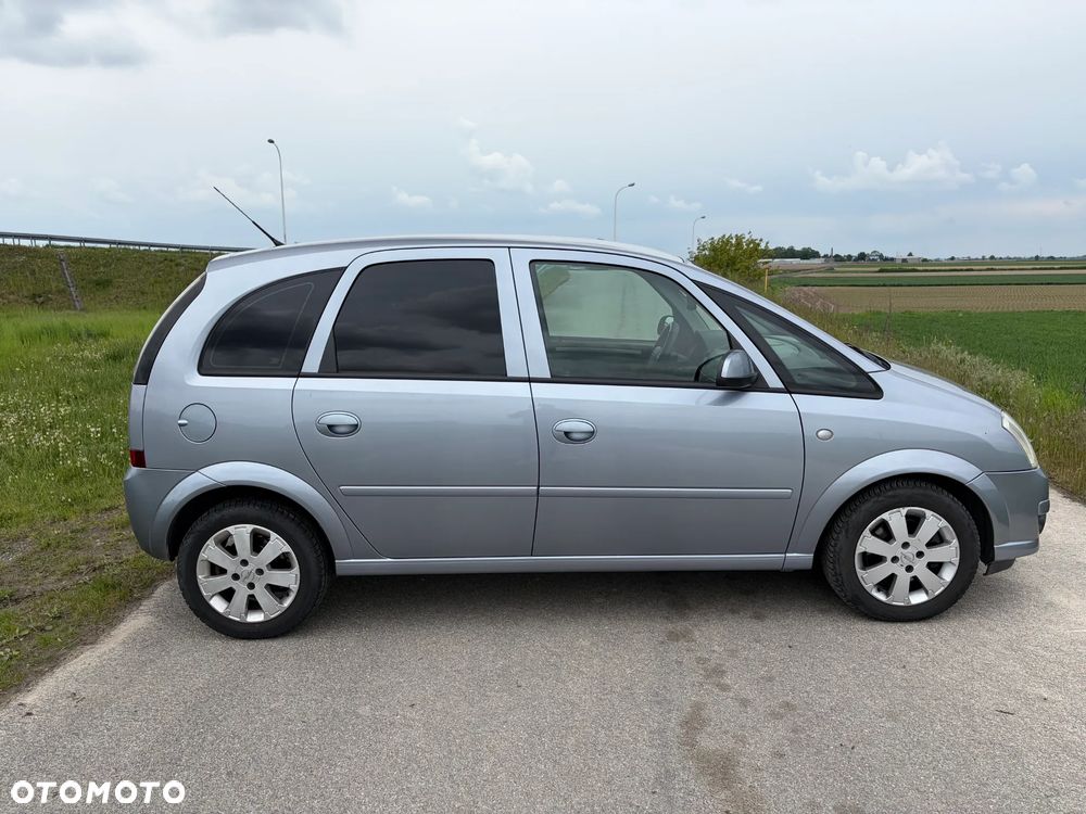 Opel Meriva 1.6 16V - 8