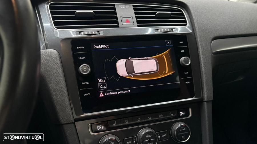 VW Golf Variant 1.6 TDi (BlueMotion ) DSG Trendline - 26