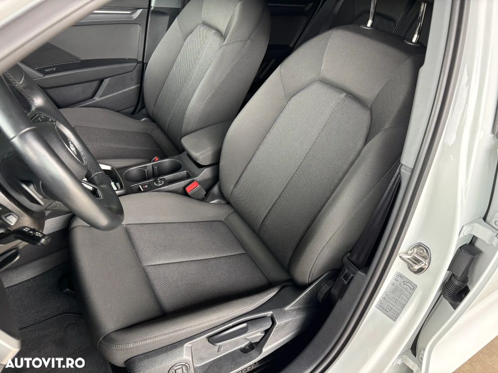Audi A3 Limuzina 35 TFSI S tronic - 36