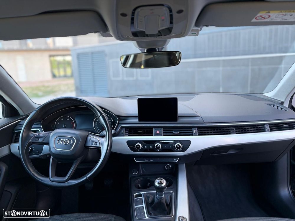 Audi A4 Avant 2.0 TDI - 8