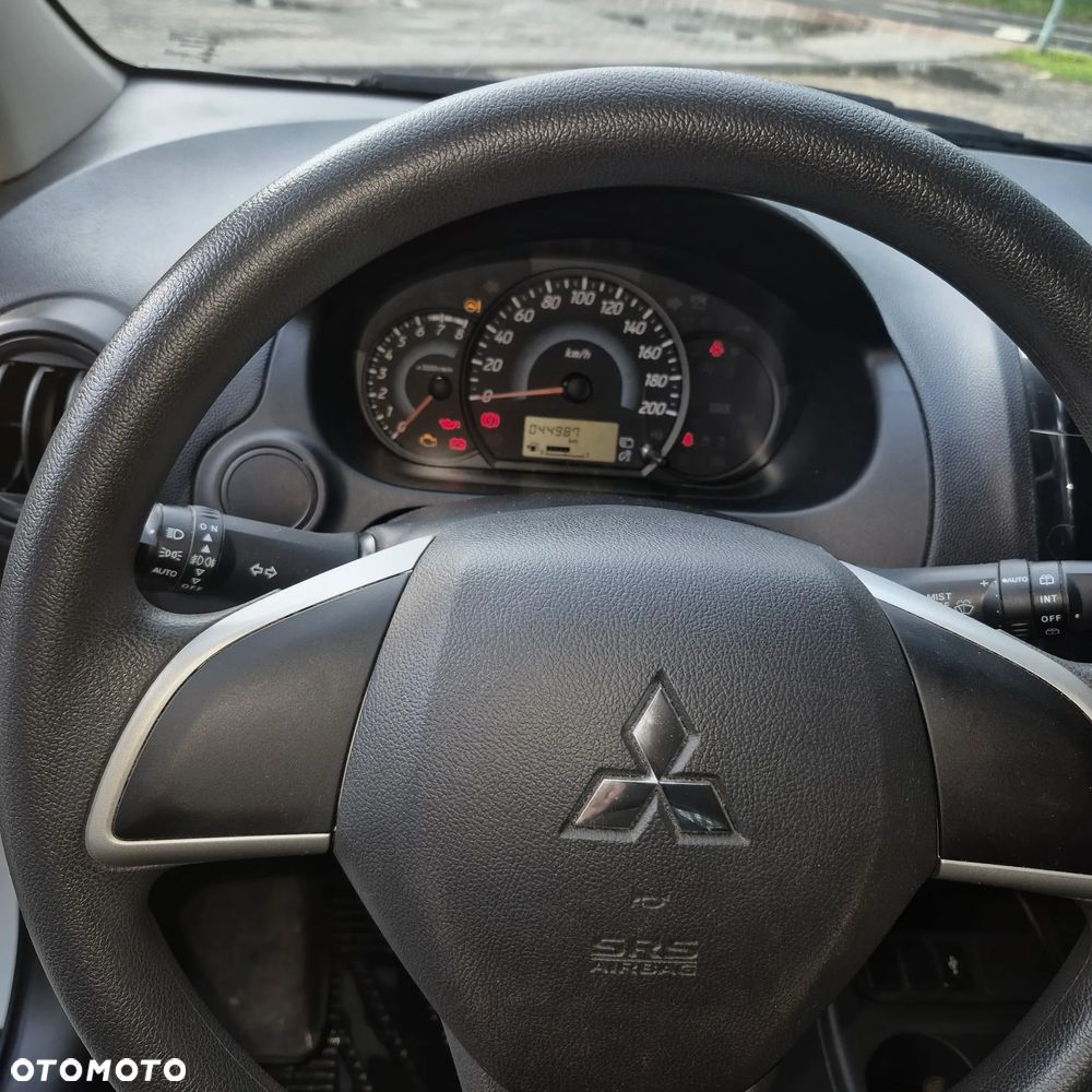 Mitsubishi Space Star 1.2 AS&G Invite - 8