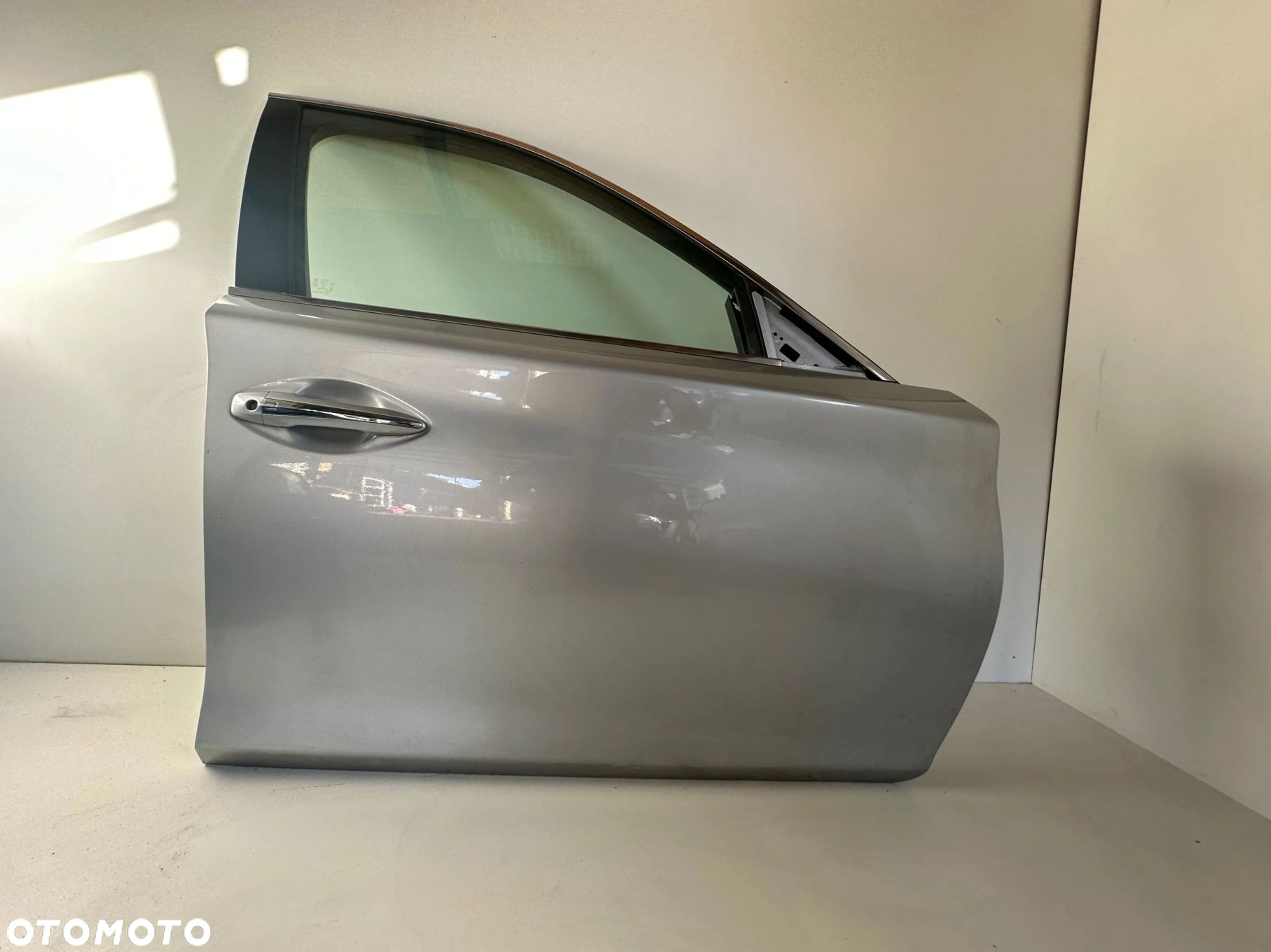 Infiniti Q50 2016 Drzwi przednie - 3