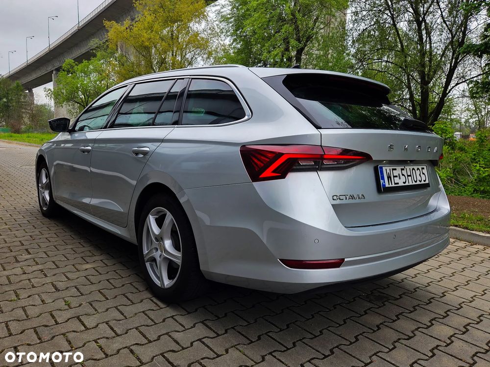 Skoda Octavia 2.0 TSI 4x4 Style DSG - 3