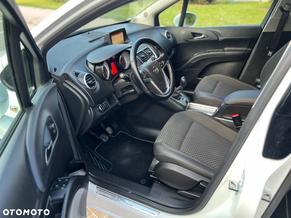 Opel Meriva - 22
