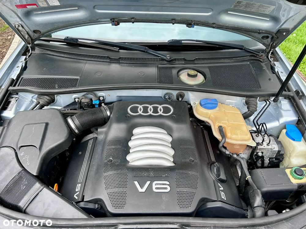 Audi A6 Limousine 2.4 - 20