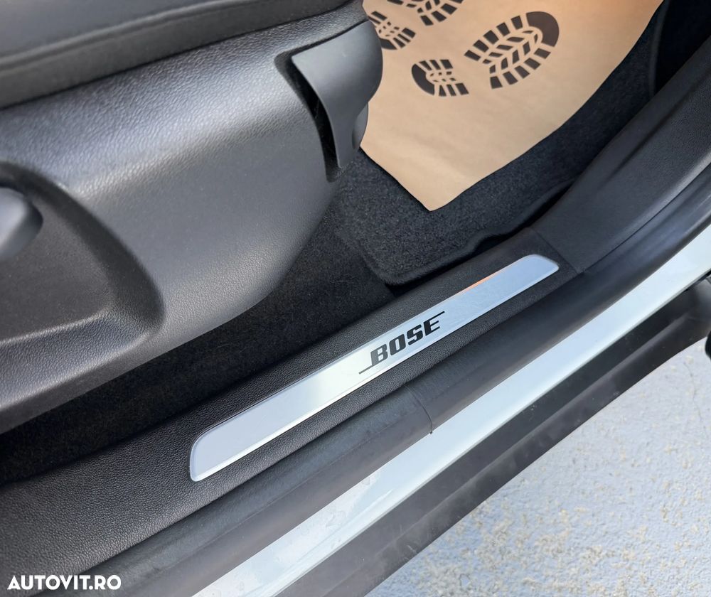 Renault Scenic ENERGY TCe 140 EDC BOSE EDITION - 30