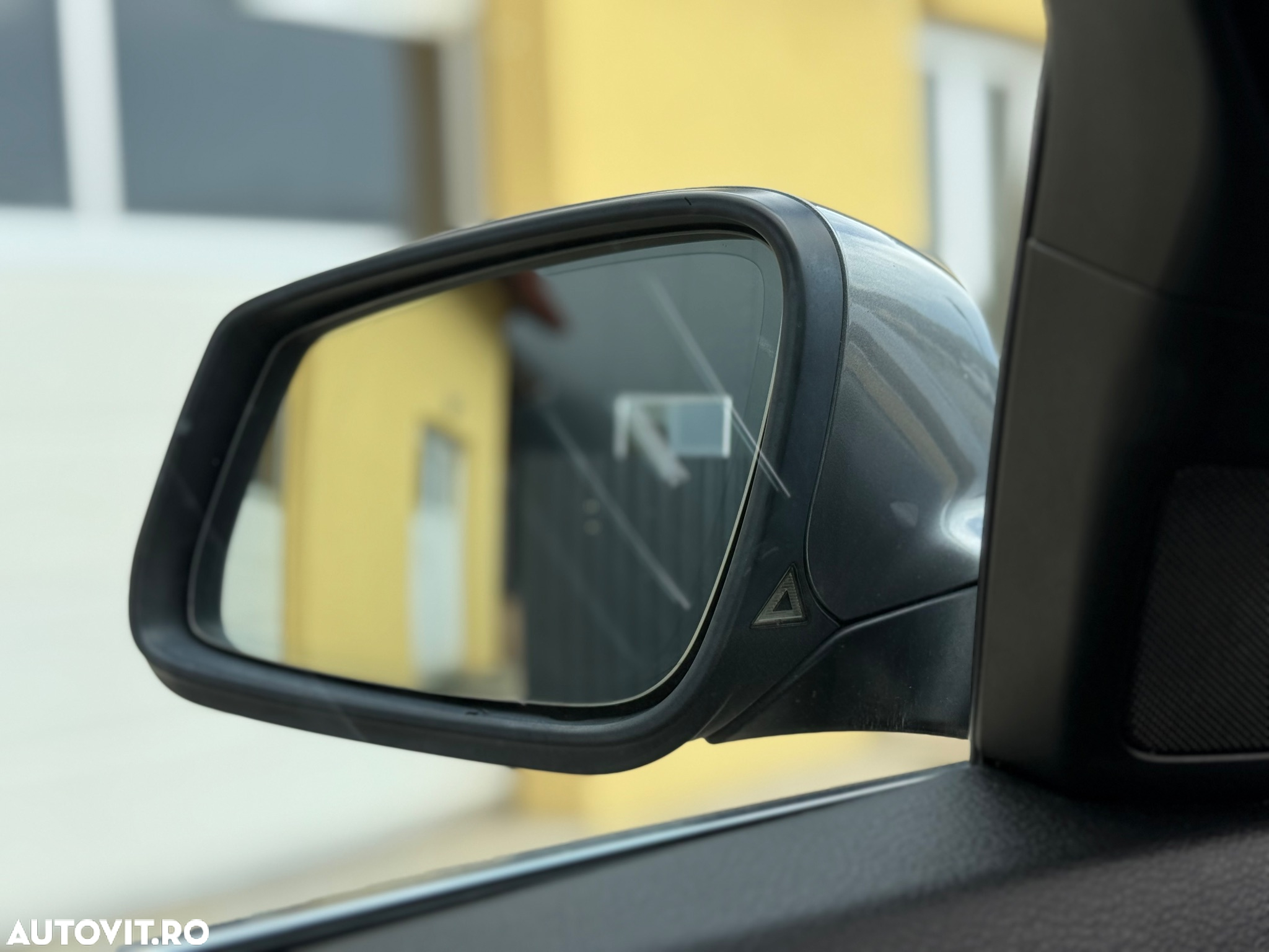 BMW Seria 5 525d Touring Aut. - 33